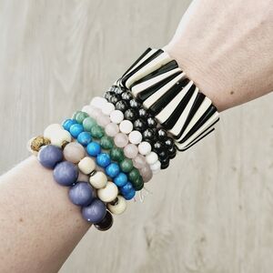 Jewelry Lot of Misc Beaded Stretch Bracelets Great Add-On to a Bundle
